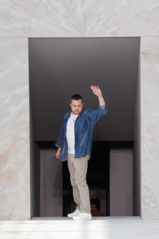 Louis Vuitton / - 2015